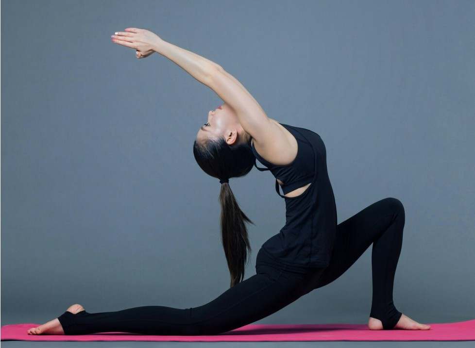 Instructor guiding breathing
